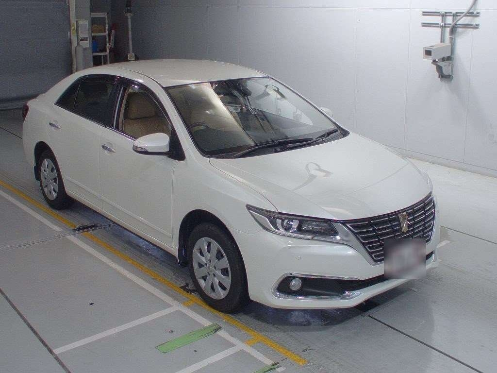 Toyota Premio 2020