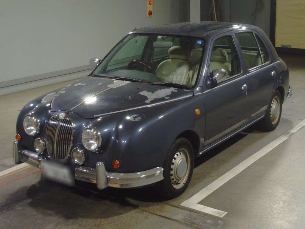 Mitsuoka значок