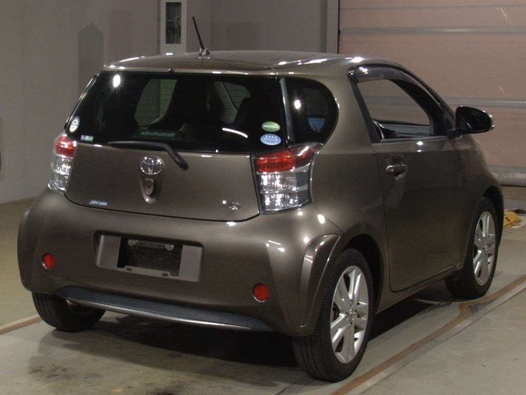 Toyota IQ 2013