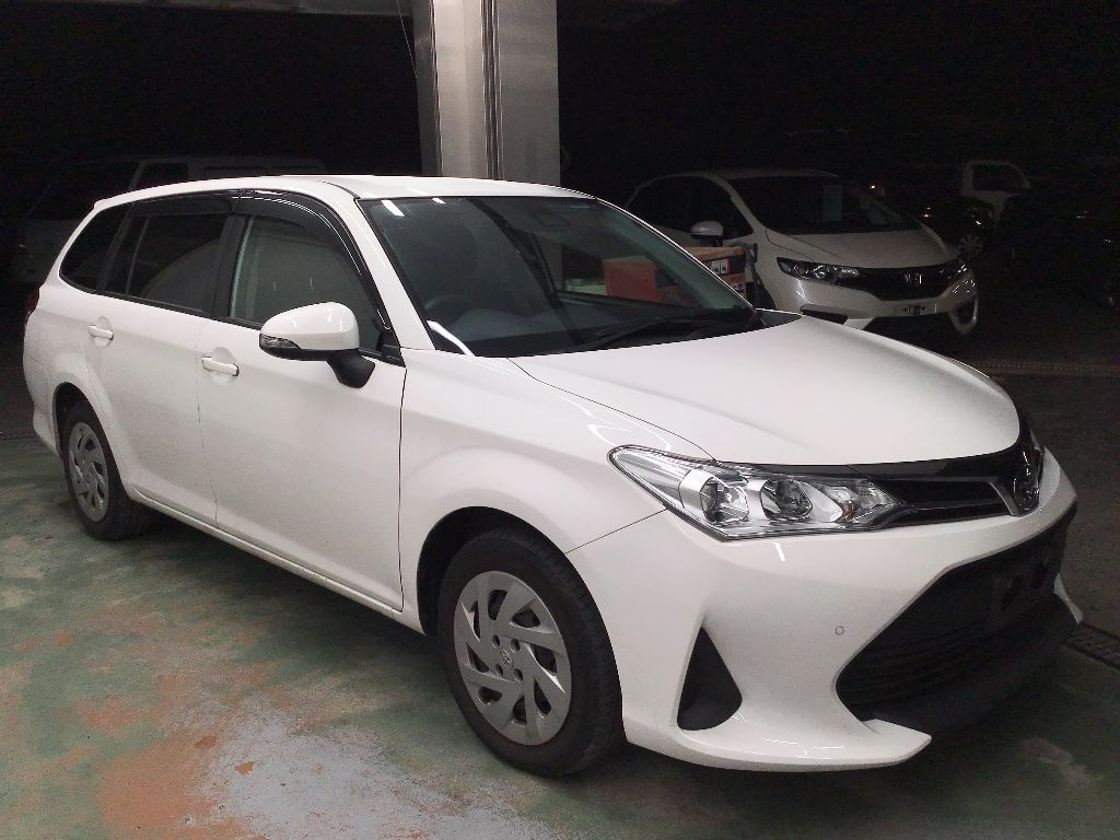 Toyota Fielder 2020