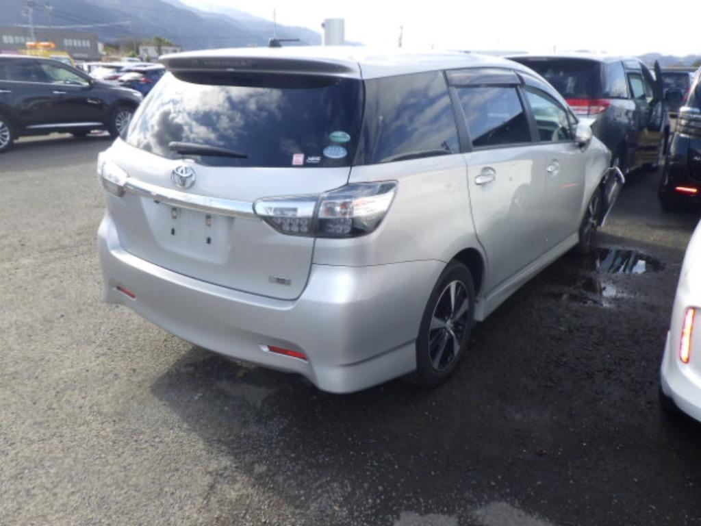 Toyota Wish 2016