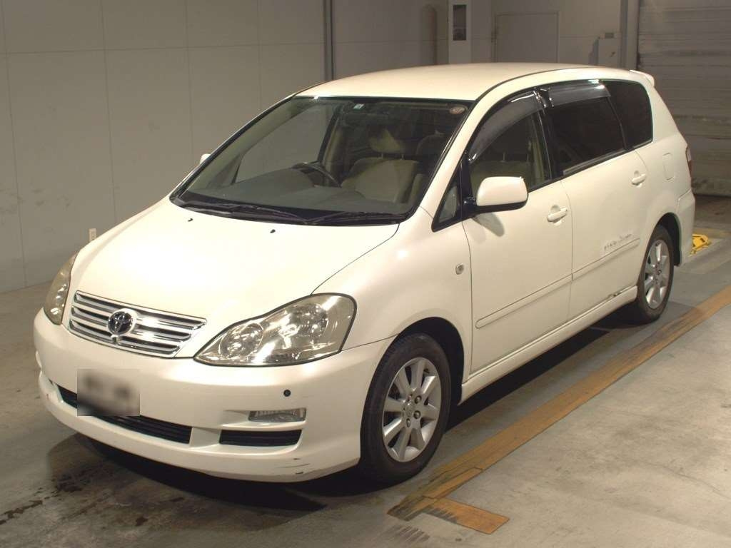 тойота ипсум 2004 года