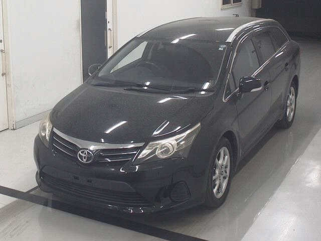 Toyota Avensis 2013